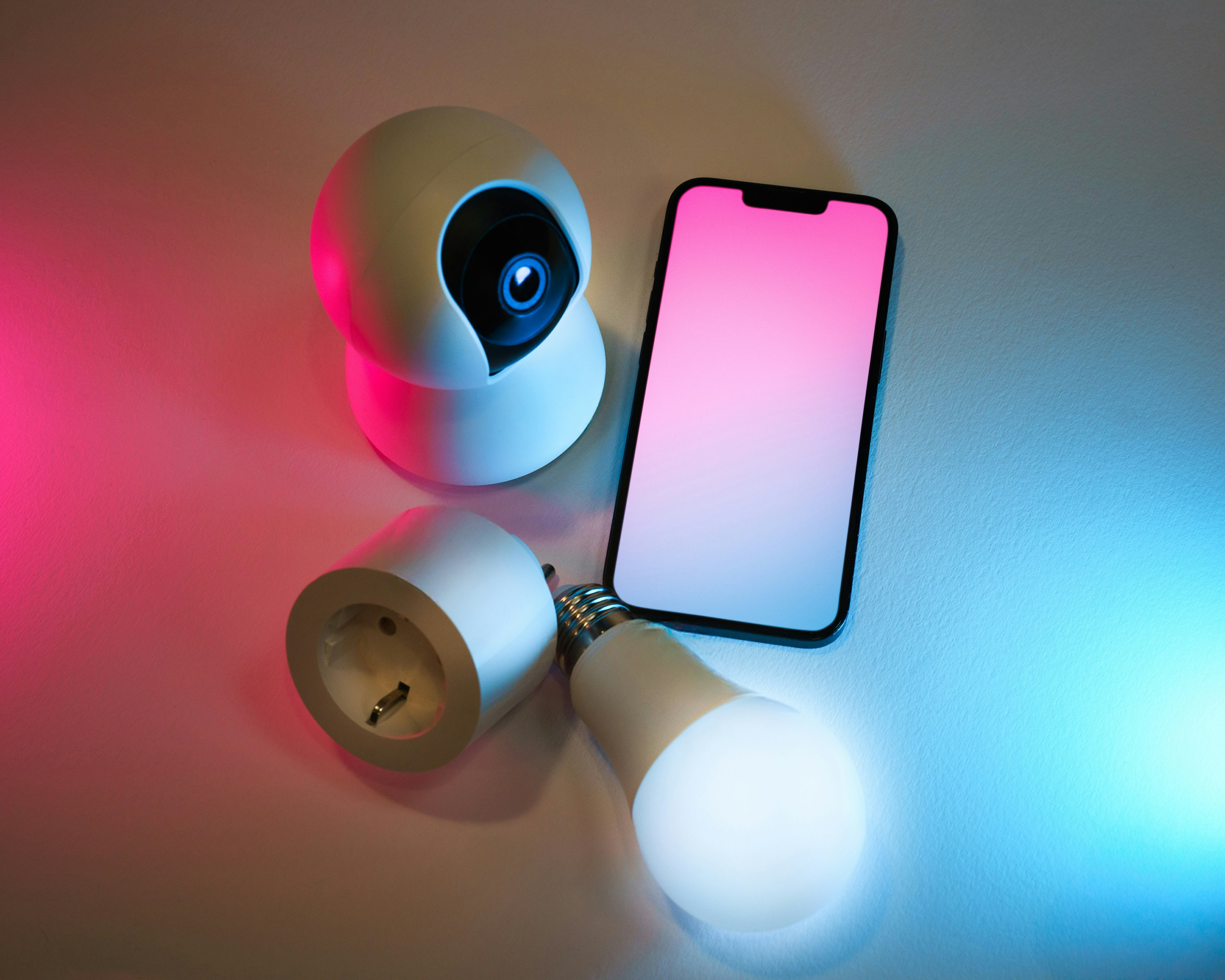 10 Remarkably Simple Smart Home Gadgets for First-Time Users